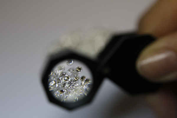 How To Sell My Diamonds?